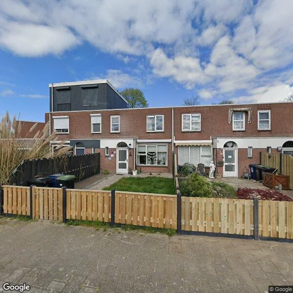 Straatbeeld van Leemwierde 69, 1353LJ Almere