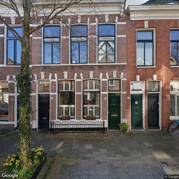 Straatbeeld van Leeuwarderstraat 18a, 9718HX Groningen