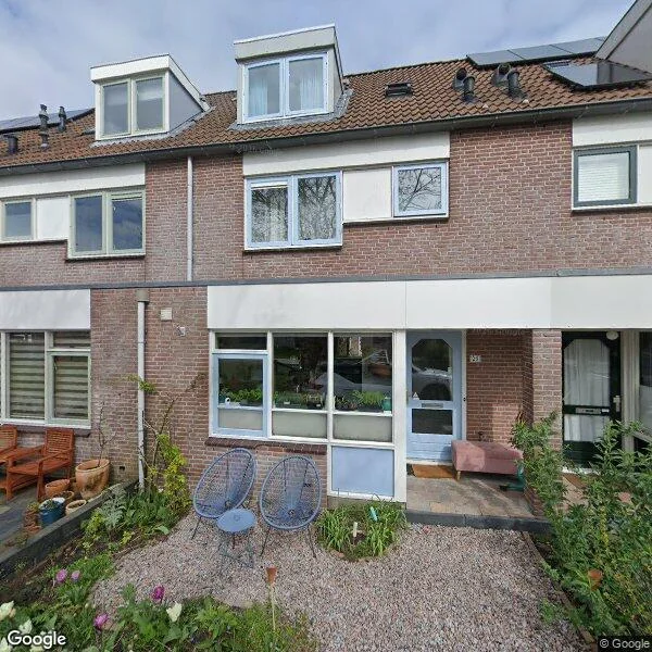 Straatbeeld van Leeuwetand 25, 1141KG Monnickendam