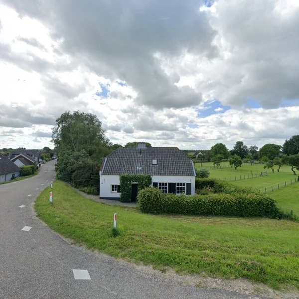Straatbeeld van Lekbandijk 25, 4119RA Ravenswaaij