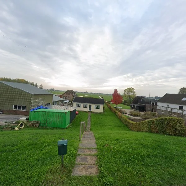 Straatbeeld van Lekdijk 72, 2957CD Nieuw-Lekkerland