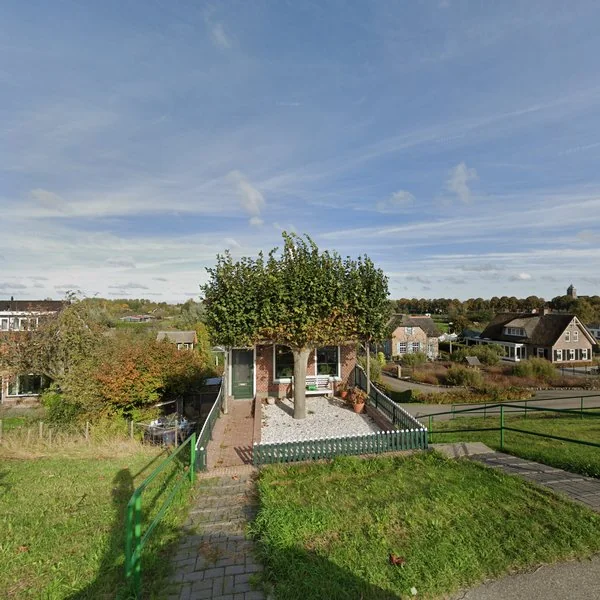 Straatbeeld van Lekdijk-West 57, 2871ML Schoonhoven