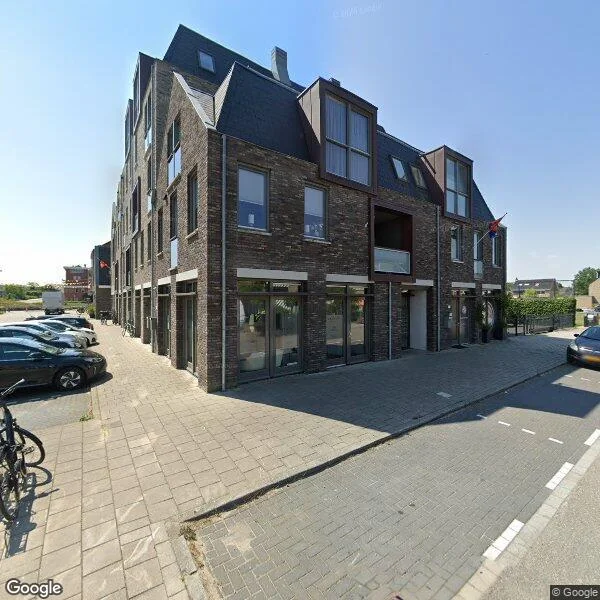 Straatbeeld van Leliestraat 1b, 2371NB Roelofarendsveen