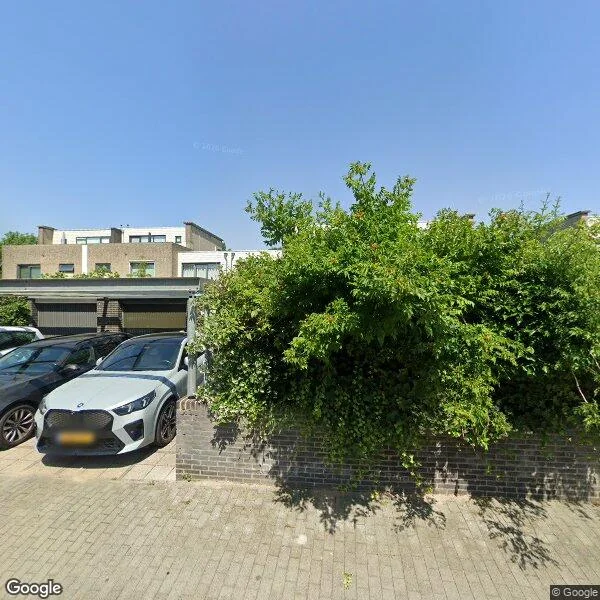 Straatbeeld van Leusveld 6, 2151JX Nieuw-Vennep