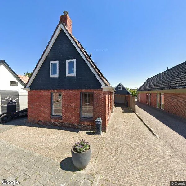 Straatbeeld van Lewestraat 10, 9953PT Baflo
