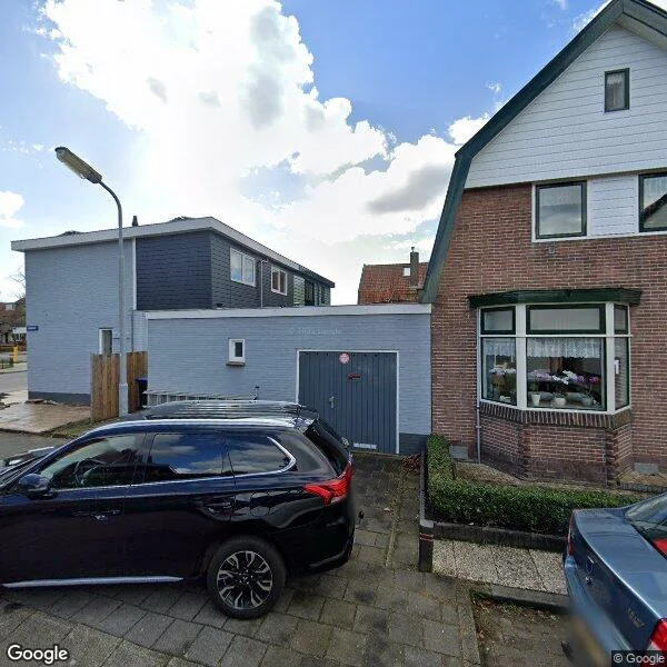 Straatbeeld van Lijnbaan 1, 1561EL Krommenie