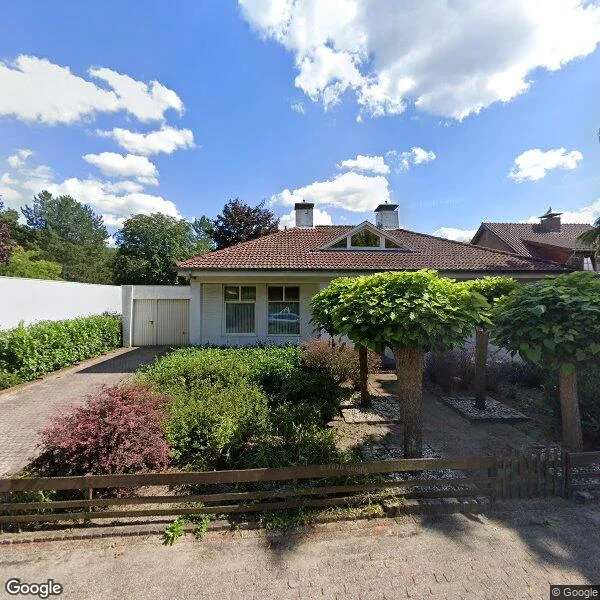 Straatbeeld van Lijsterweg 3, 5941AR Velden