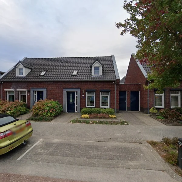 Straatbeeld van Lindanuslaan 1A, 5951DS Belfeld