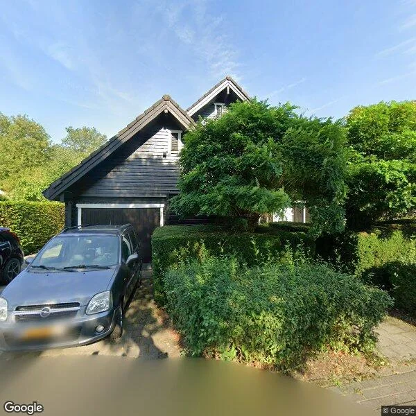 Straatbeeld van Lindengouw 129, 1351LL Almere