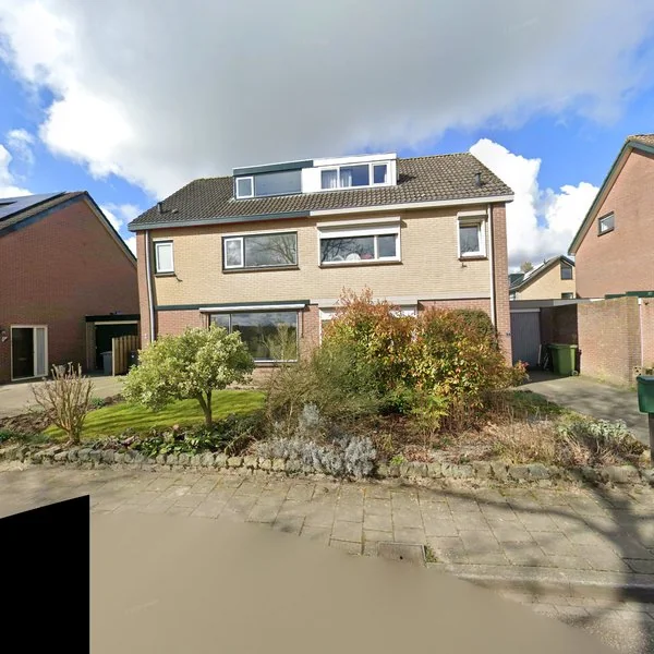 Straatbeeld van Lipperstpad 8, 6668AW Randwijk