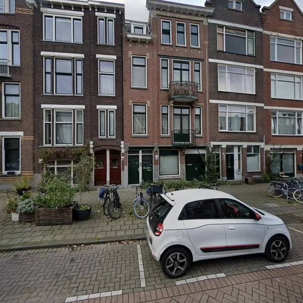 Straatbeeld van Lisstraat 8A-01, 3037RD Rotterdam