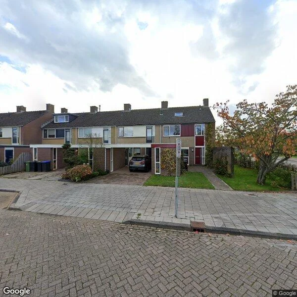 Straatbeeld van Lisztstraat 4, 2651VL Berkel en Rodenrijs