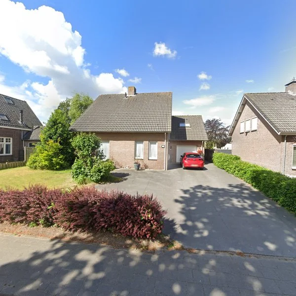 Straatbeeld van Litserstraat 77A, 5275BT Den Dungen