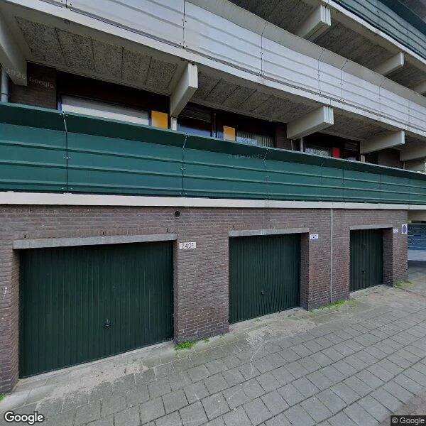 Straatbeeld van Loenermark 307, 1025TC Amsterdam