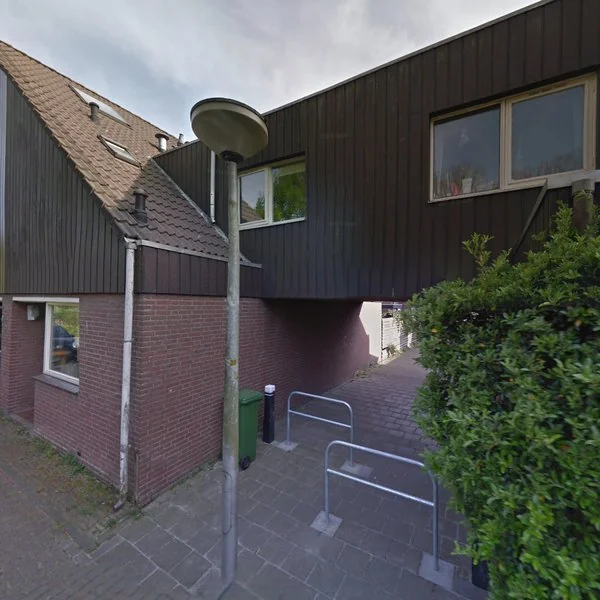 Straatbeeld van Loevestein 121, 2403JG Alphen aan den Rijn