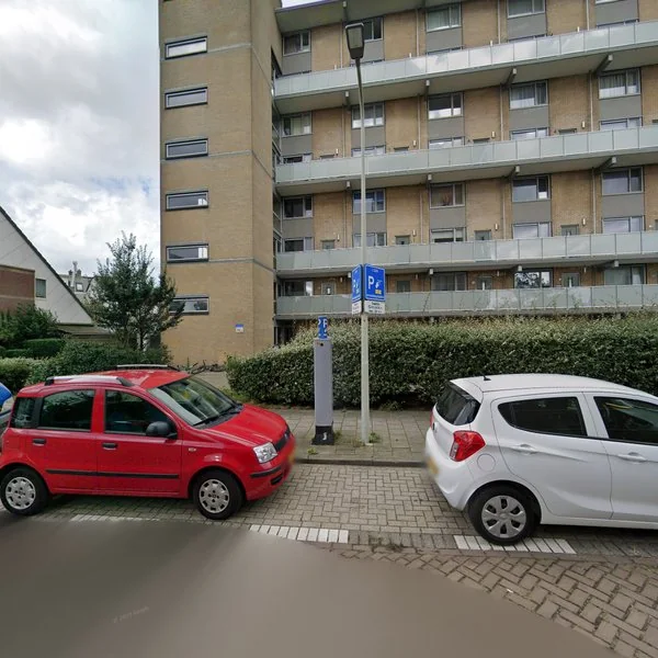 Straatbeeld van Loggerstraat 26, 2584HA Den Haag