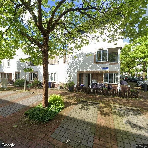 Straatbeeld van Lokerenstraat 8, 1066SN Amsterdam