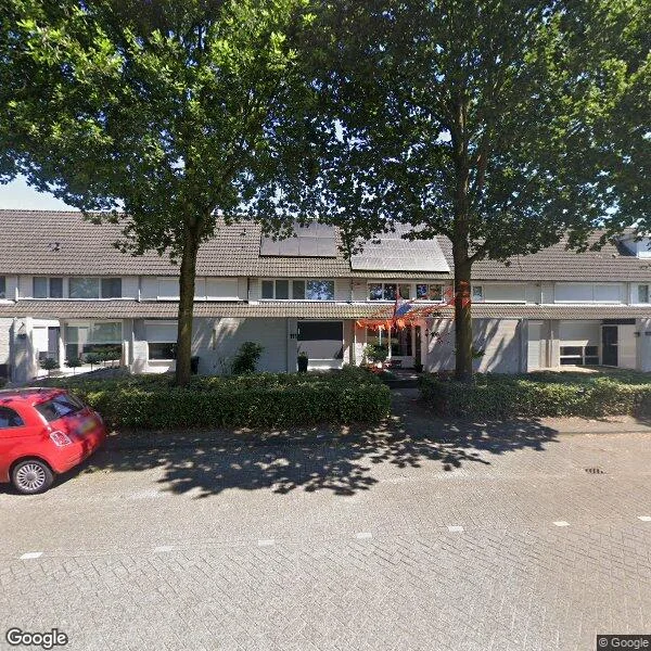 Straatbeeld van Lombardijenlaan 111, 5045WL Tilburg