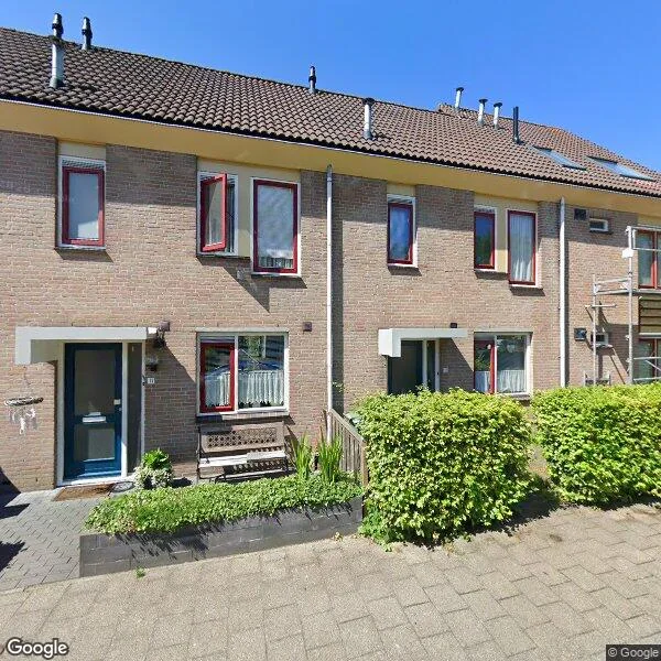 Straatbeeld van Lommerlustlaan 13, 2361LJ Warmond