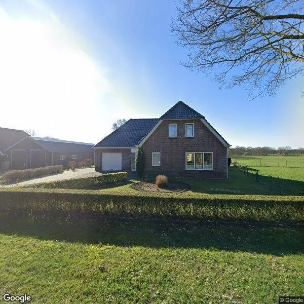 Straatbeeld van Lonerbroekweg 1A, 9409TR Loon