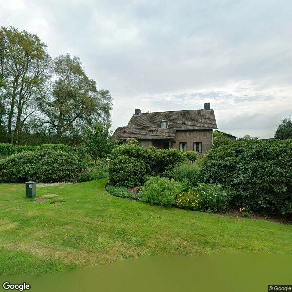Straatbeeld van Loobeek 3B, 5817AH Smakt