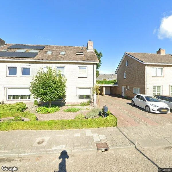 Straatbeeld van Looierijstraat 27, 4909BB Oosteind