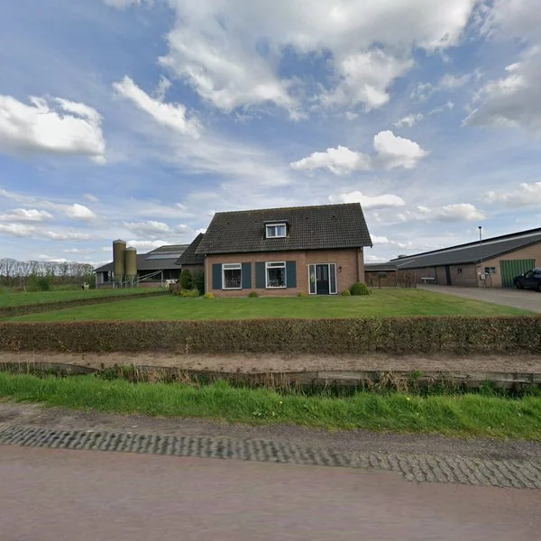 Straatbeeld van Loosbroeksestraat 23, 5384SV Heesch