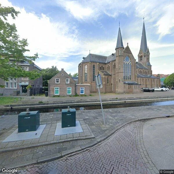 Straatbeeld van Loosduinse Hoofdstraat 2, 2552AJ Den Haag