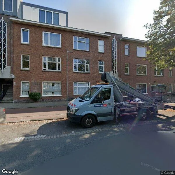 Straatbeeld van Loosduinsekade 394, 2571CH Den Haag