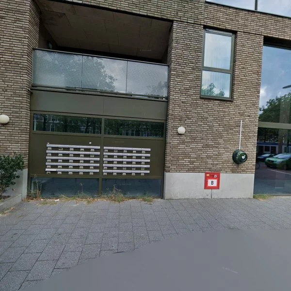 Straatbeeld van Loosduinseweg 77E, 2571AA Den Haag