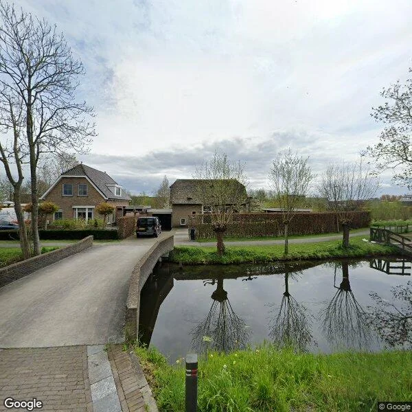 Straatbeeld van Lopikerweg 1a, 2871AT Schoonhoven