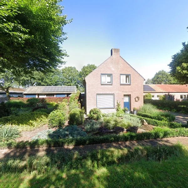 Straatbeeld van Lorbaan 35, 5985NX Grashoek