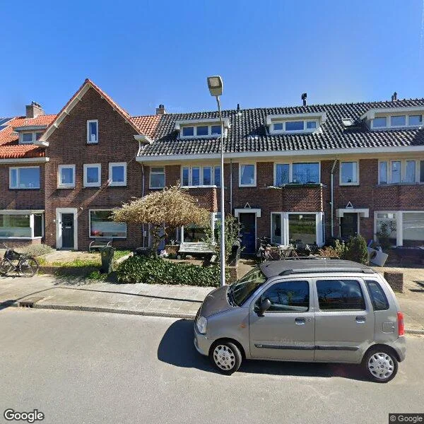 Straatbeeld van Lorentzkade 82, 2014CB Haarlem