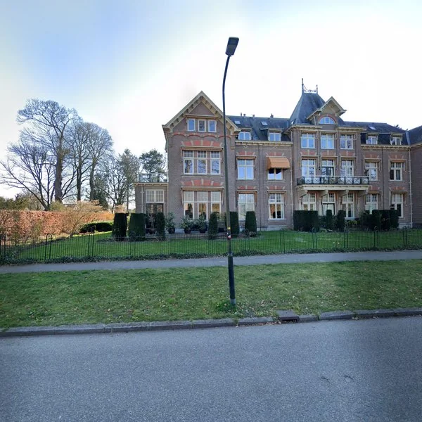 Straatbeeld van Loseweg 252, 7315HD Apeldoorn