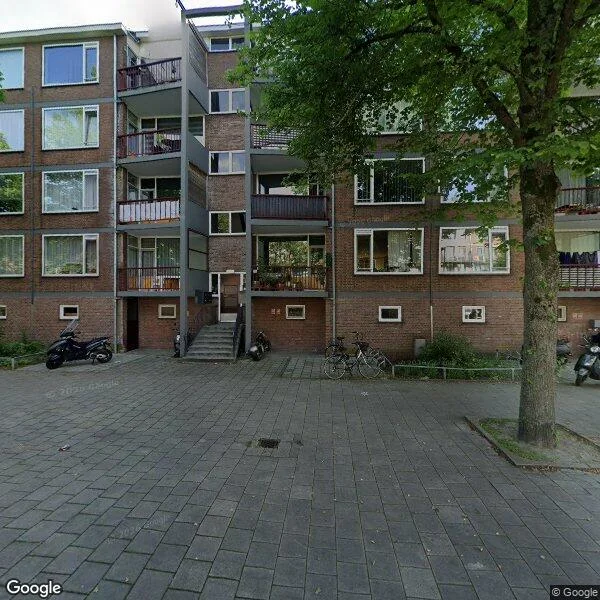 Straatbeeld van Louis Bouwmeesterstraat 11-2, 1065KV Amsterdam