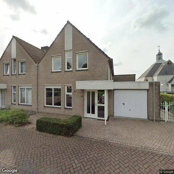 Straatbeeld van Lovinckplein 10A, 5813CC Ysselsteyn