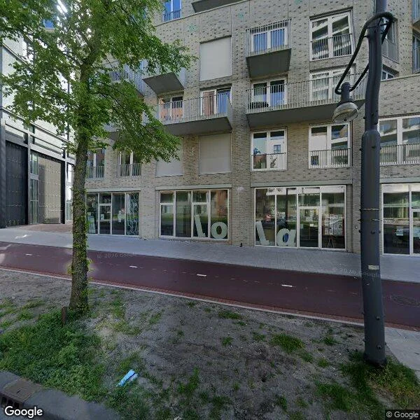 Straatbeeld van Lutonhof 64, 1043EG Amsterdam