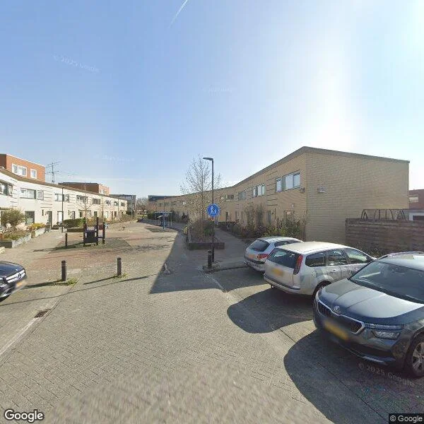Straatbeeld van Luttikhof 12, 1705ED Heerhugowaard