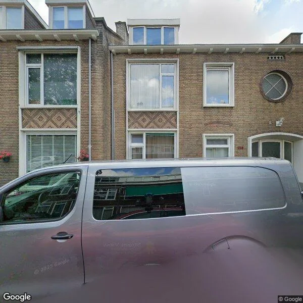 Straatbeeld van Maarsbergenstraat 139, 2546SP Den Haag