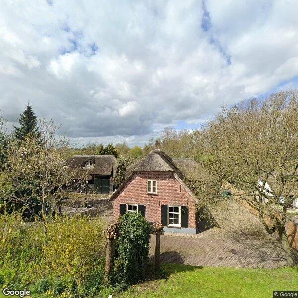 Straatbeeld van Maasdijk 5, 4261AC Wijk en Aalburg