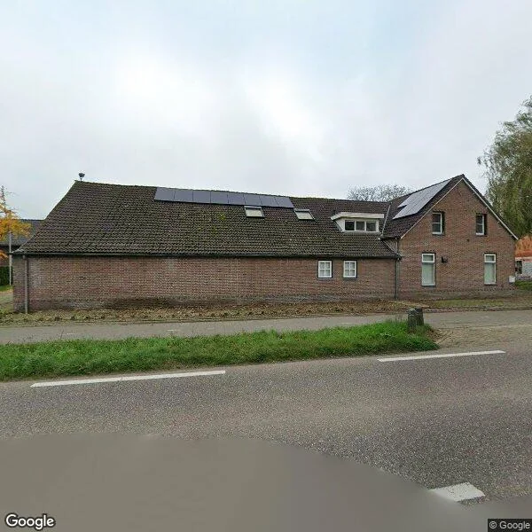 Straatbeeld van Maaseikerweg 180, 6006AD Weert
