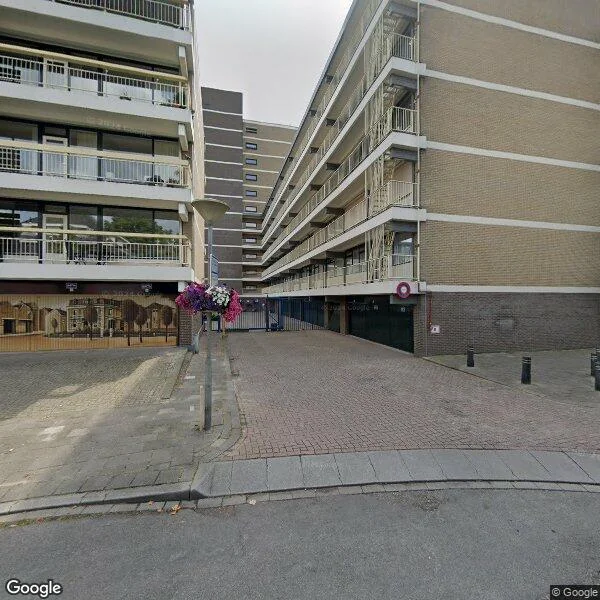 Straatbeeld van Maaskade 55, 5911EZ Venlo