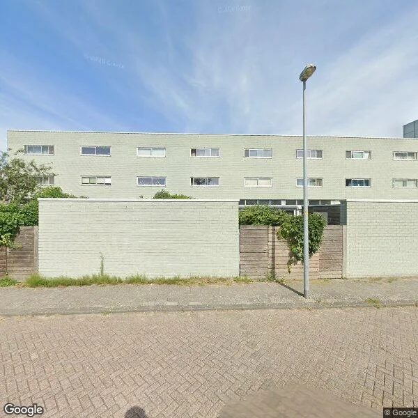 Straatbeeld van Madridweg 17, 1334CN Almere
