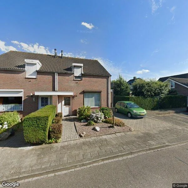 Straatbeeld van Majoor Huthstraat 49, 6067HB Linne