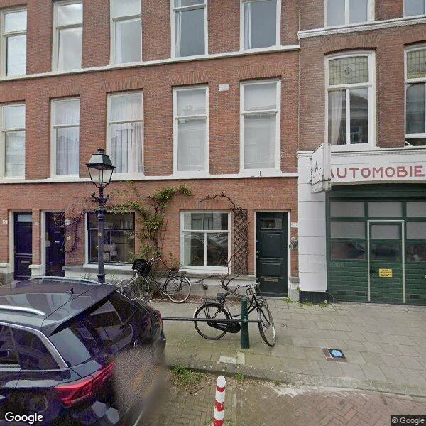 Straatbeeld van Malakkastraat 127, 2585SL Den Haag