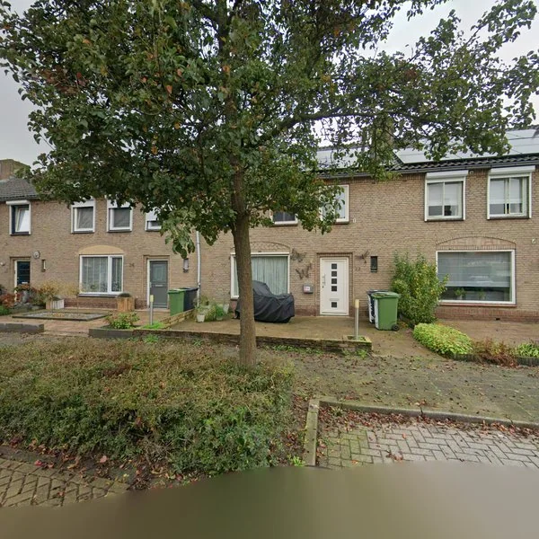 Straatbeeld van Margrietlaan 22, 5251JS Vlijmen