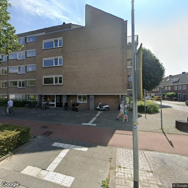Straatbeeld van Markendaalseweg 423, 4811KX Breda