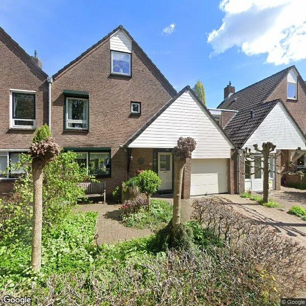 Straatbeeld van Markiezenhof 27, 6715LL Ede