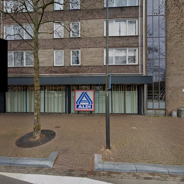 Straatbeeld van Markt 55, 6431LJ Hoensbroek