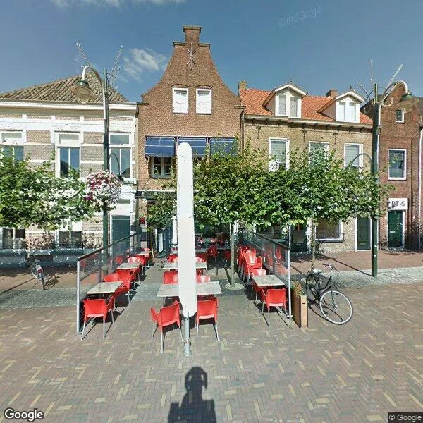 Straatbeeld van Markt 8, 4651BC Steenbergen